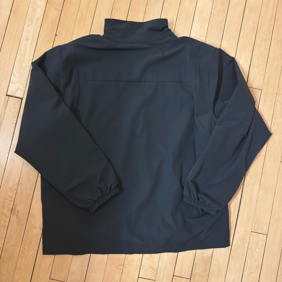 Wake Forest Black and Gold Nike Jacket - Picture 3 of 3